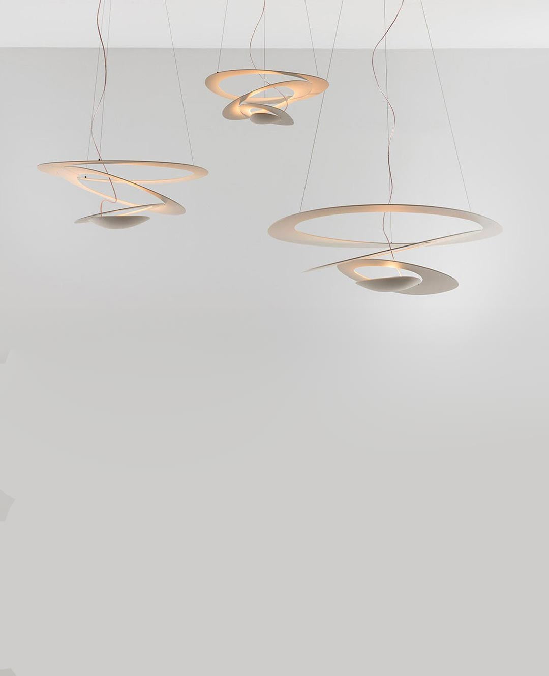 Pirce LED suspension